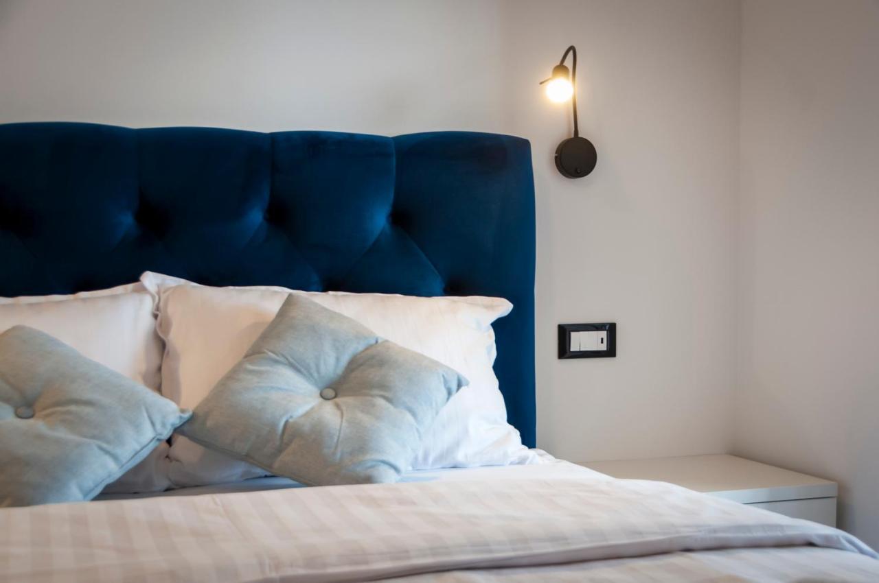 Apartments Sanja-New Renovated Ровінь Екстер'єр фото